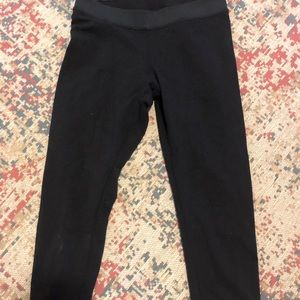 Lulu lemon 3/4 length tights with zippers sheer fabric at calf’s